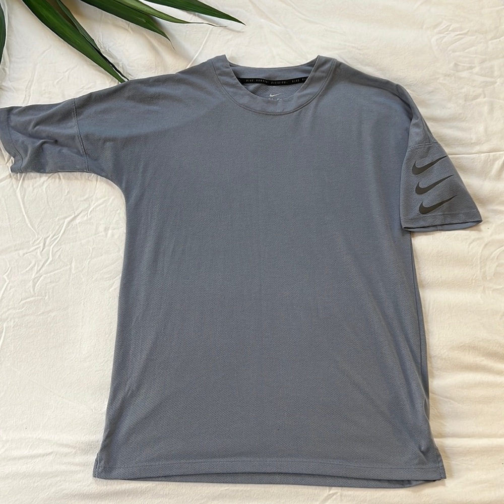 Nike Run Division Rise 365 Short Sleeve Shirt
